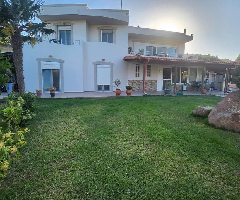 Kámpos Lux House With Garden 빌라 외부 사진